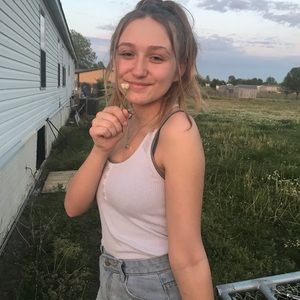 Meet your Posher, Julia